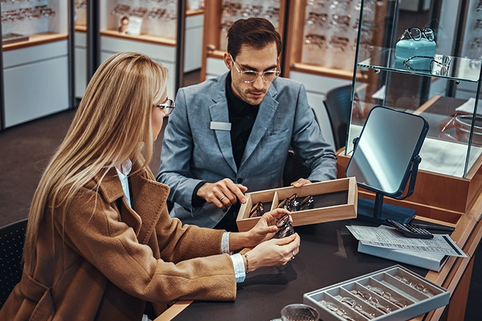Comment les opticiens s'adaptent aux nouvelles attentes des clients​