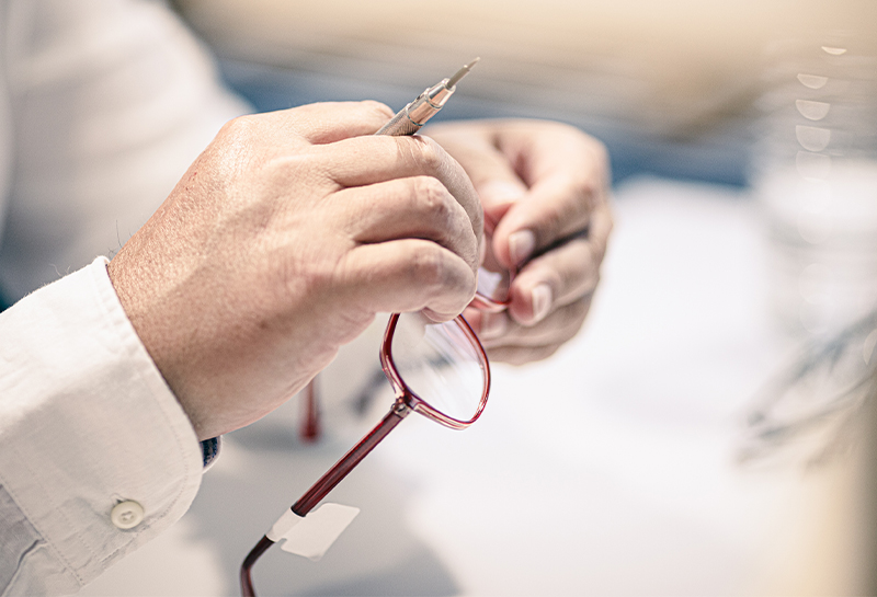 Opticiens : Pourquoi vendre des montures MDD dans votre magasin d'optique ?​