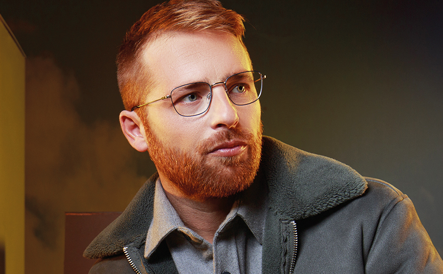 Opticiens, qu’est-ce qu’une bonne 1re paire optique pour homme ?​